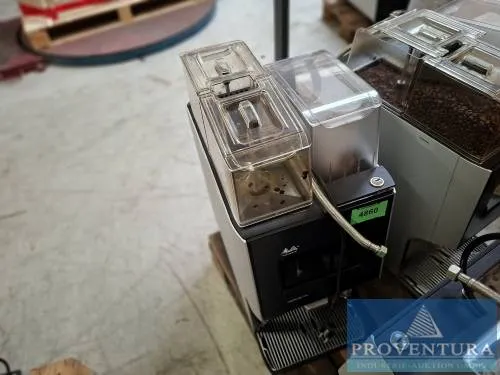 Machine à café automatique MELITTA Cafina XT4 année 2022