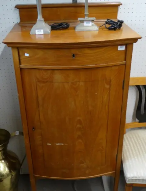 1 kast op poten