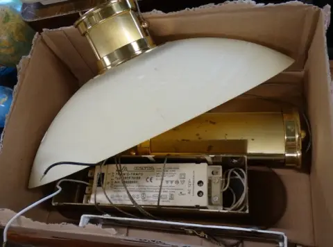 1 lampe de plafond
