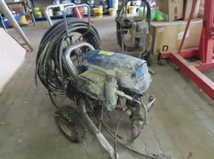 1 airless paint sprayer, make Graco, type Ultra Max II 1095, year 2016