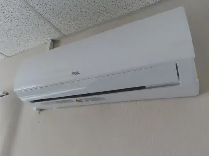 1 split air conditioner, make TCL, type TAC-12CHSD/XA21I, cooling/heating: capacity 3,400 W / 3,420 W, power consumption 1,130 W / 922 W, rated power 1,500 W / 1,720 W, air volume 550 m³/h, refrigerant R32/0.55 kg/675, wall-mounted