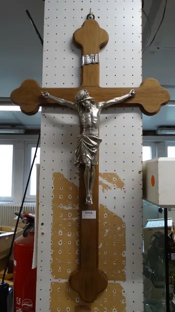 1 duży krzyż