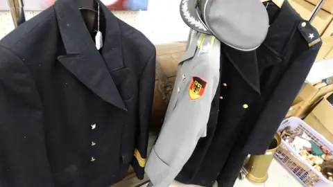 3 uniformy Bundeswehr