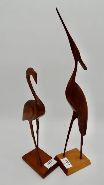 2 dřevěné figurky