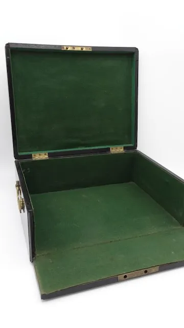 1 casket