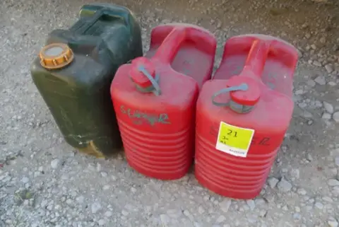 3x PVC-dunke a 20 liter, uden indhold
