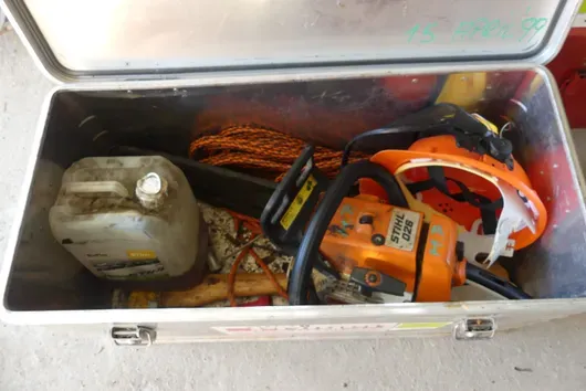 Stihl - Motorsav i aluminiumskuffert