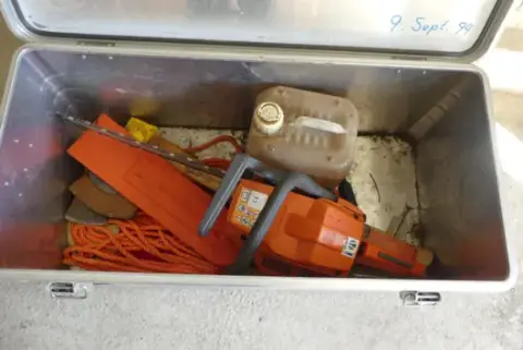 Husqvarna - motorsav i aluminiumskuffert