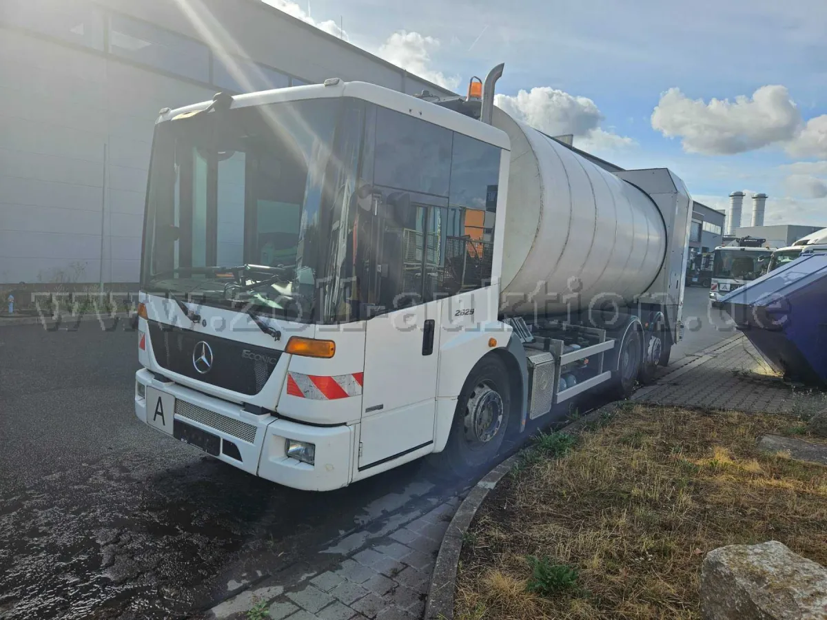 1 мусоровоз Mercedes-Benz Econic, надстройка Faun-Rotopress / неисправен, не на ходу