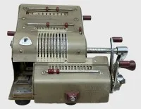 Brunsviga RK 13, mechanical office calculating machine, 1950s/60s, H 16 cm