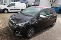 1 samochód osobowy
