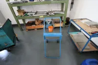 1 stojak na papier