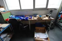 1 stół warsztatowy