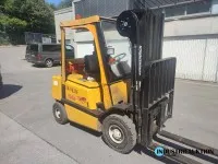 Навантажувач JUNGHEINRICH YALE TFG 25