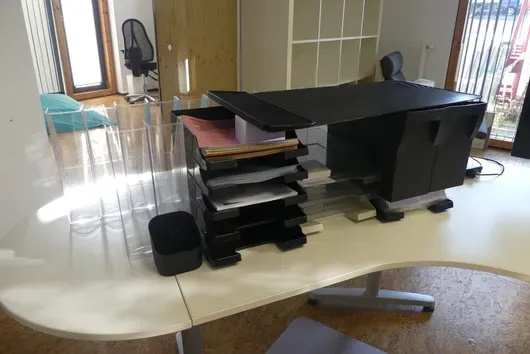 Lot suporturi pentru documente, organizatoare verticale, accesorii de birou