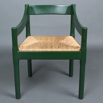 VICO MAGISTRETTI. Cassina. Stuhl / Esszimmerstuhl, Modell 'Carimate', Buche, Binsengeflecht, Italien, 1980er Jahre.