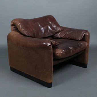 VICO MAGISTRETTI. Cassina. Sessel, Modell 'Maralunga', Stahl, Leder, Entwurf 1973, Italien.