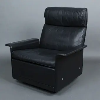 DIETER RAMS. Vitsoe. Sessel / Lounge Chair, Modell 'RZ 62', Kunststoff, Leder, Entwurf 1962, Deutschland.