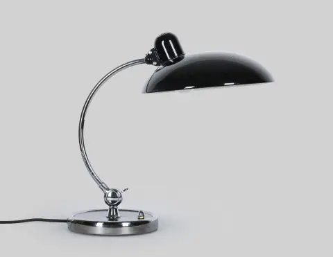 Christian Dell, Tischlampe „Kaiser Idell 6631“, Entwurf 1931, Ausführung Fritz Hansen, Stahl, verchromt, schwarz lackiert, einflammig, H =…