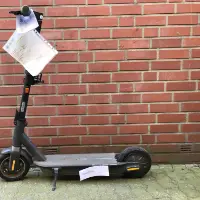 电动滑板车