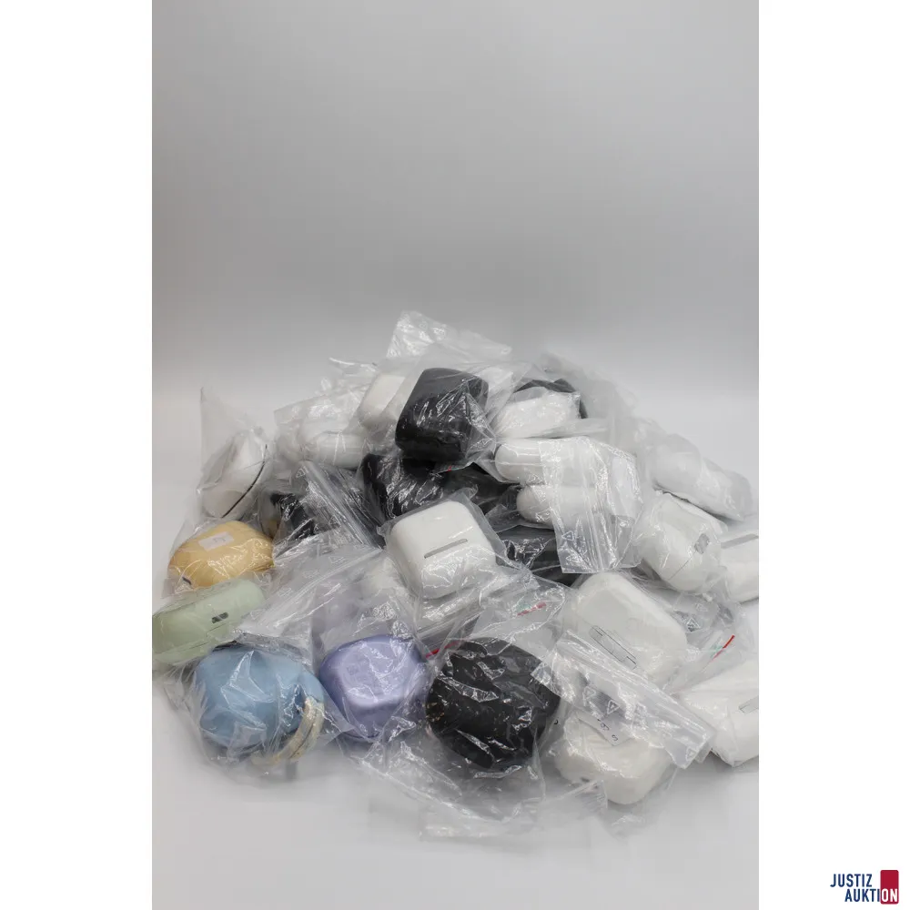 Sekalainen in-ear-kuulokkeita