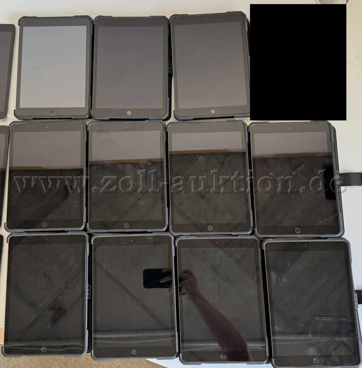 11 Apple iPad 7ª generazione / A2197 128 GB + custodia