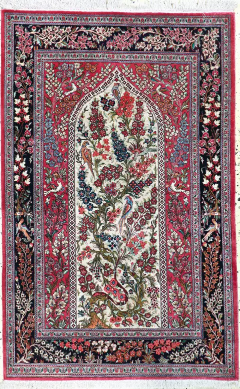 Ghom Seide fein, Persien, Ende 20.Jhd, reine Naturseide, ca. 127 x 81 cm,