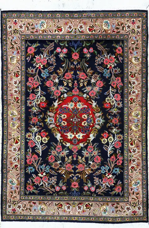 Ghom Kork fein, Persien, Ende 20.Jhd, Korkwolle mit Seide, ca. 155 x 110 cm, EHZ: 2