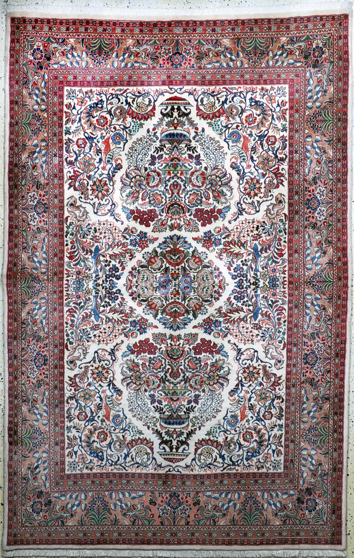 Sarogh fino, Persia, finales del siglo XX, lana de corcho sobre algodón, aprox. 252 x 163 cm, EHZ: 1-2