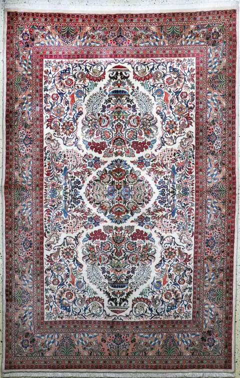 Sarogh fino, Persia, finales del siglo XX, lana de corcho sobre algodón, aprox. 252 x 163 cm, EHZ: 1-2
