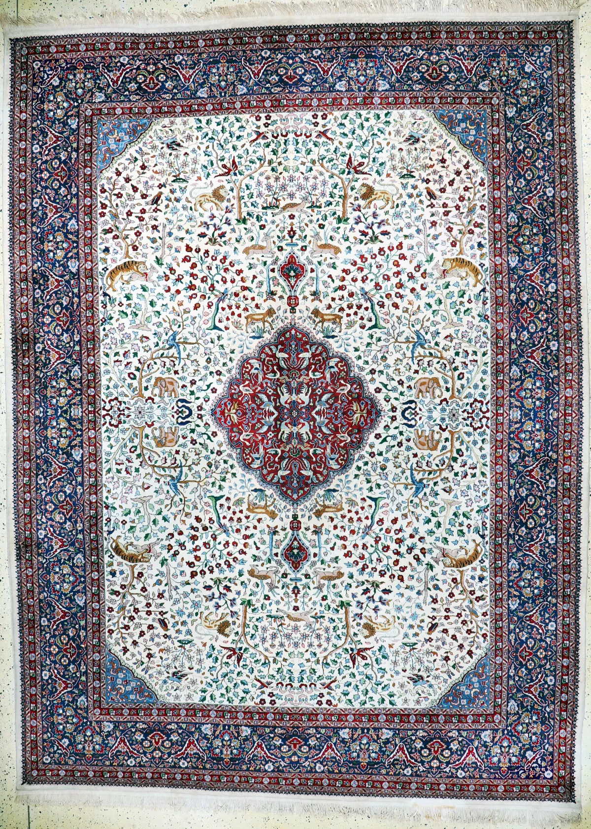 Lahor fino, Pakistán, mediados del siglo XX, lana sobre algodón, aprox. 370 x 270 cm, EHZ: