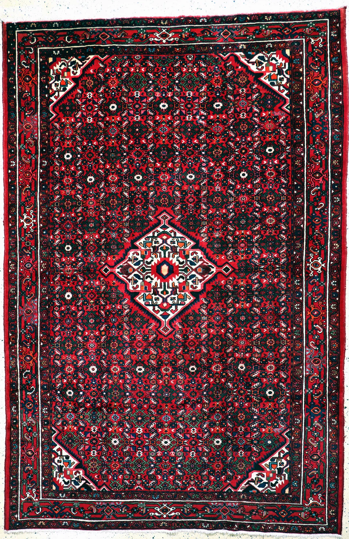 Hosseinabad, Persia, mediados del siglo XX, lana sobre algodón, aprox. 310 x 210 cm, EHZ: 2