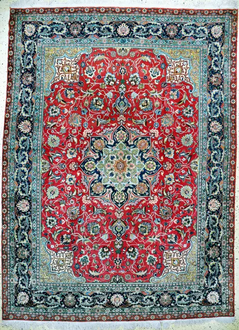 Tabriz, Persia, mediados del siglo XX, lana sobre algodón, aprox. 323 x 240 cm, EHZ: 2