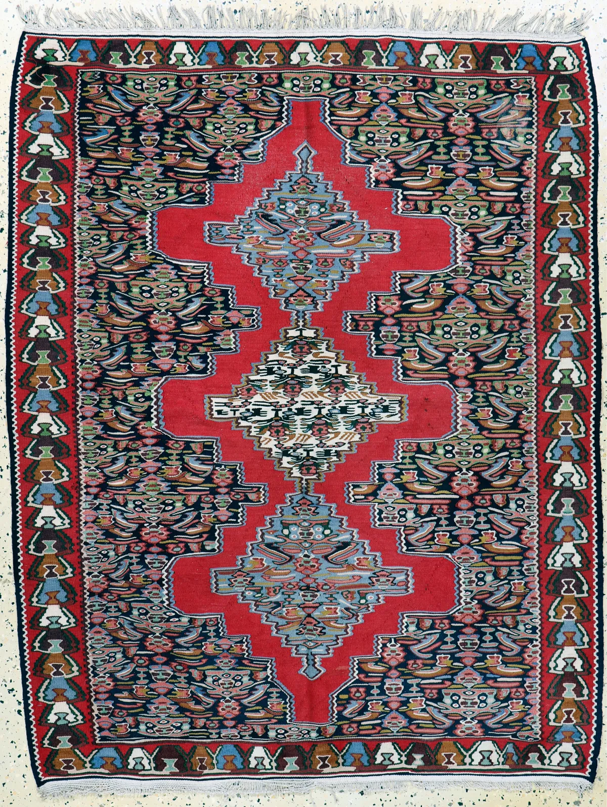 Kelim Senneh, Persia, mediados del siglo XX, lana sobre algodón, aprox. 152 x 125 cm, EHZ: 2