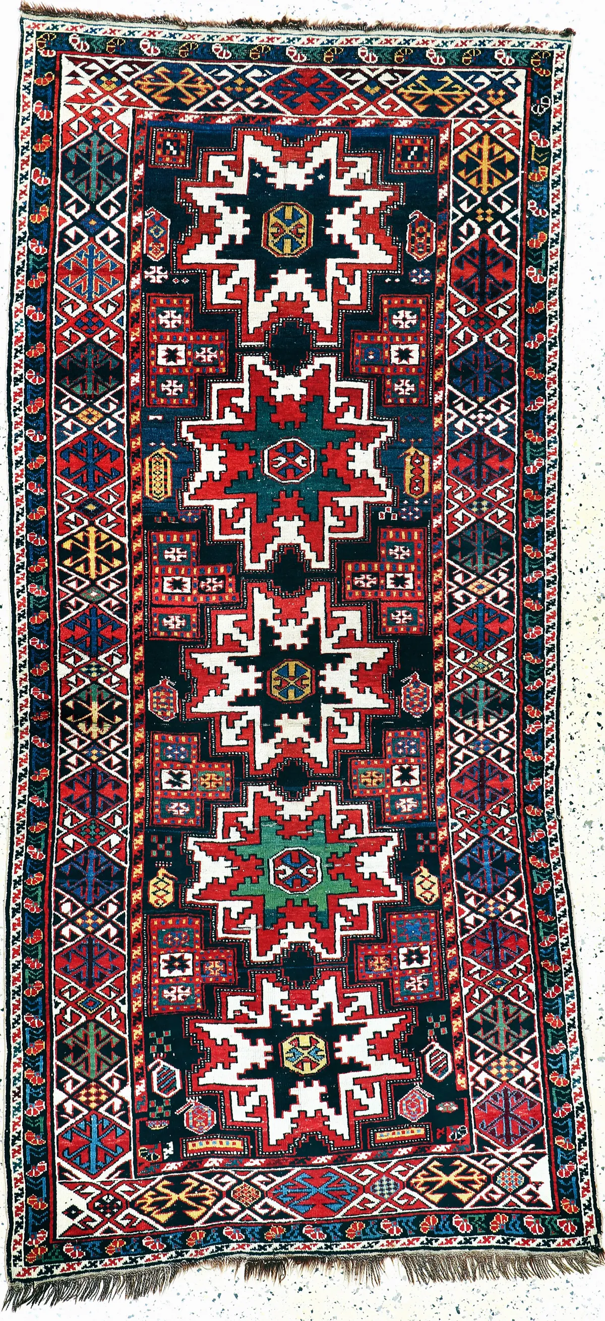 Kazak "Leshgi" antiguo, Cáucaso, siglo XIX, lana sobre lana, aprox. 235 x 113 cm, EHZ: