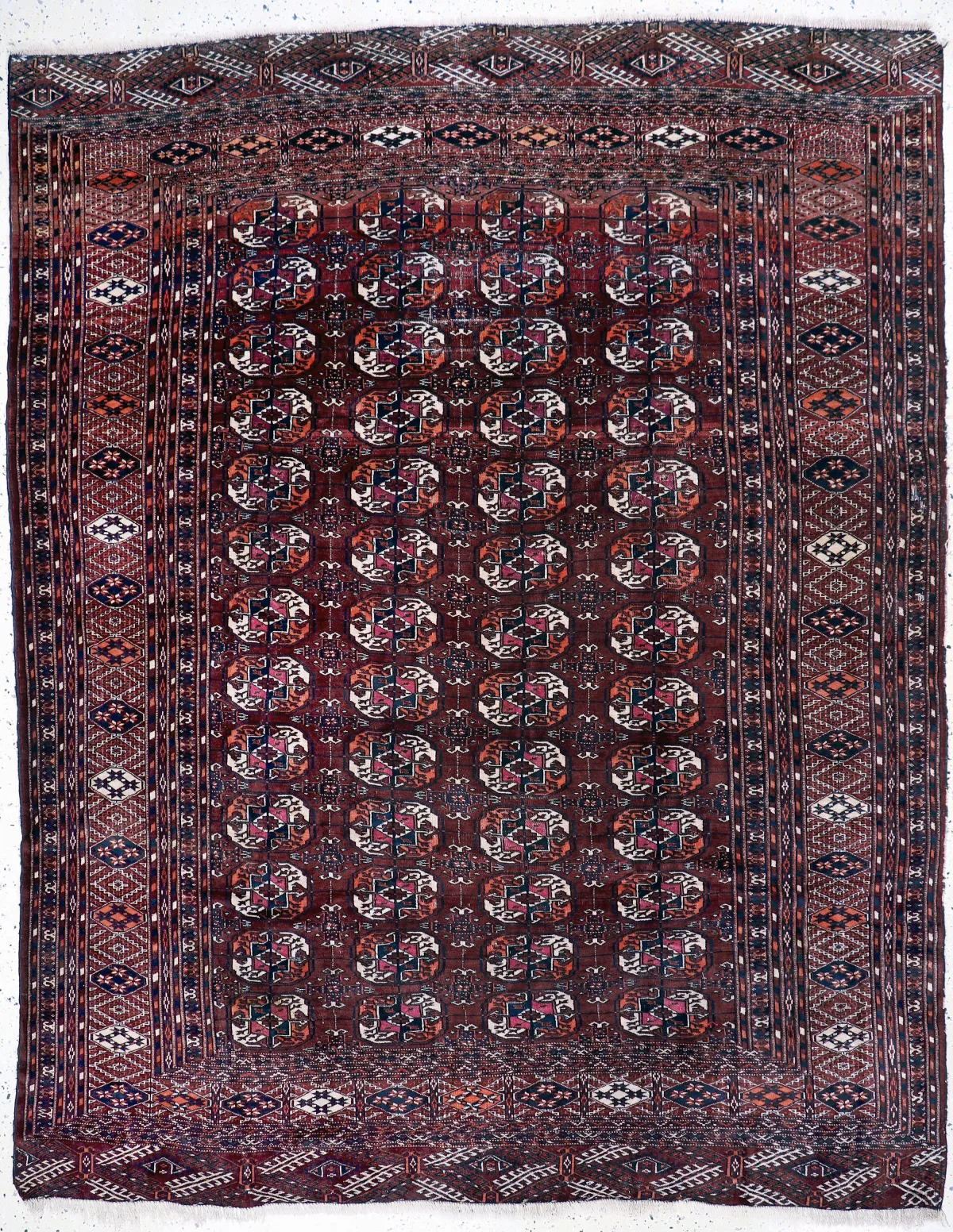 Tekke alfombra principal fina, Turkmenistán, hacia 1900, lana sobre lana, aprox. 276 x 219 cm, EHZ: