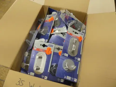 35 x ganci da parete adesivi Wenko
