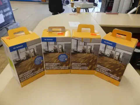 4 pz. set di cura per pavimenti design Dr. Schutz