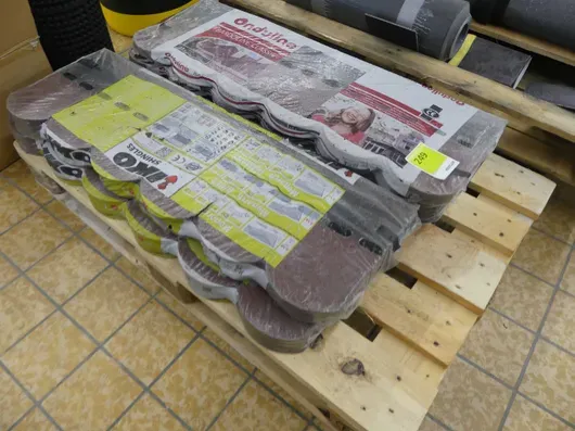 Lotto di scandole bituminose per tetti Onduline e IKO