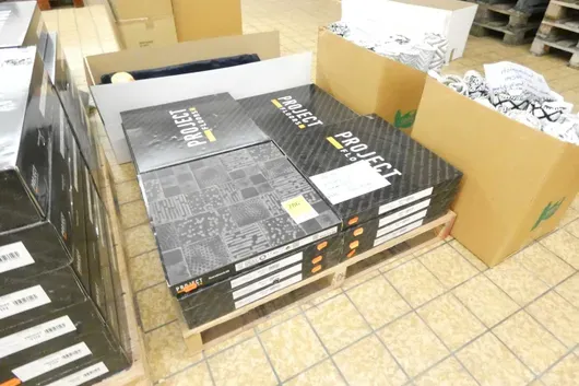 Post Project Floors klebevinyl, flislook