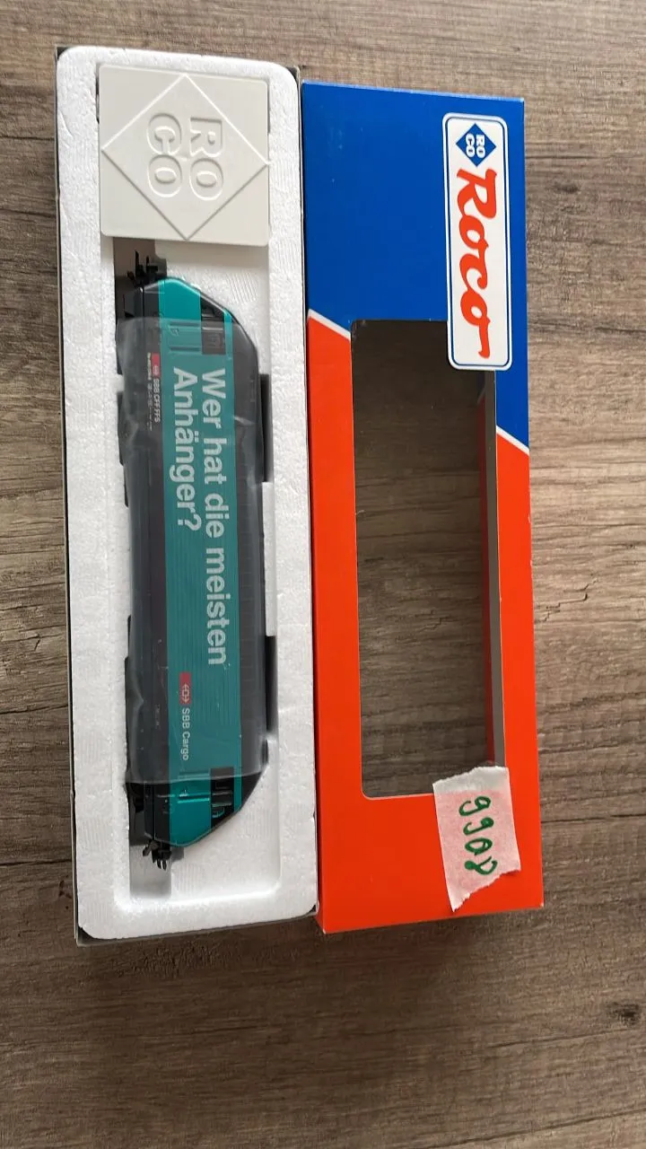 Locomotive électrique (Roco)