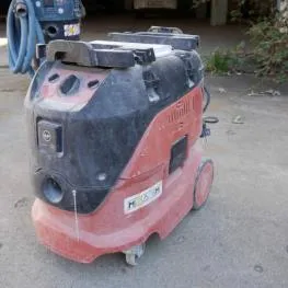 Aspirateur industriel