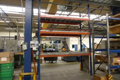 Scaffalatura per pallet con ripiani in acciaio, 1 campata, senza contenuto