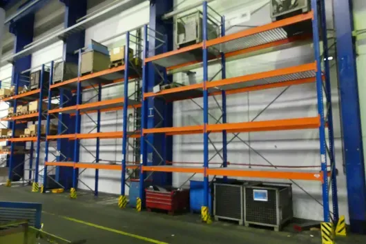 3 x Schulte - scaffalatura per pallet, 2 campate ciascuna, senza contenuto