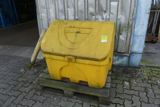 Quipo - contenitore in plastica per materiale da spargere
