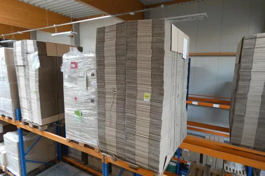 Konvolutt med sammenleggbare bølgepappkasser, FEFCO 0201, BC brun, kraftliner 380x285x165 mm