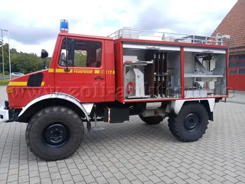 1 Mercedes Unimog U 1300 L