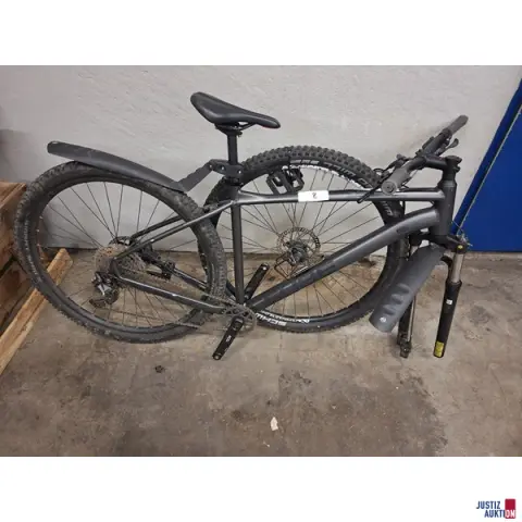 Bicicleta de montaña Cube AIM negra RNR. WOW15375Xxxx