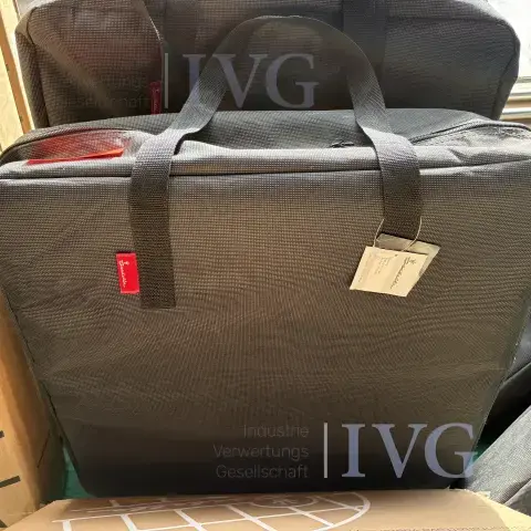 faltbarer Camping-Garderobenschrank ISABELLA