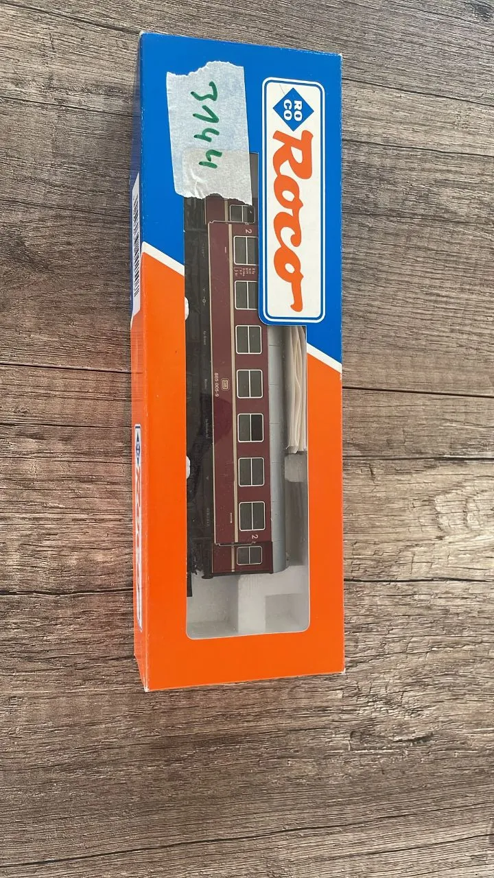 Вагон (Roco)